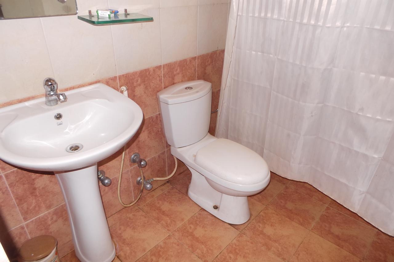 Hotel Wayanad Regency Kedavur Bagian luar foto