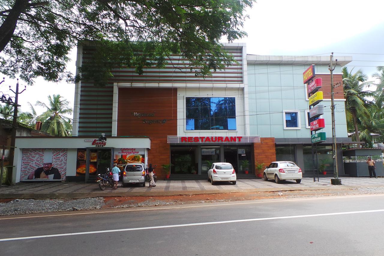 Hotel Wayanad Regency Kedavur Bagian luar foto