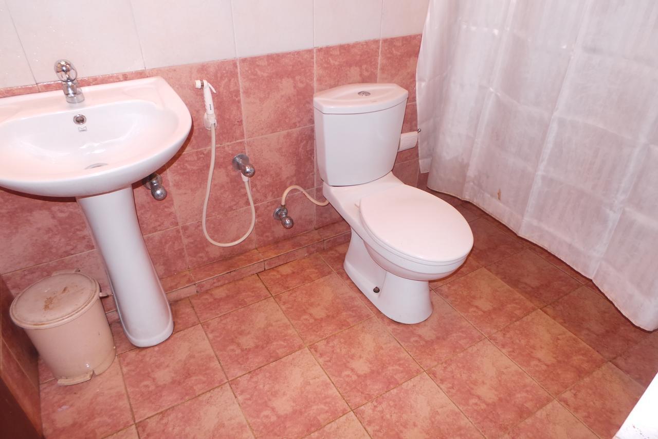 Hotel Wayanad Regency Kedavur Bagian luar foto